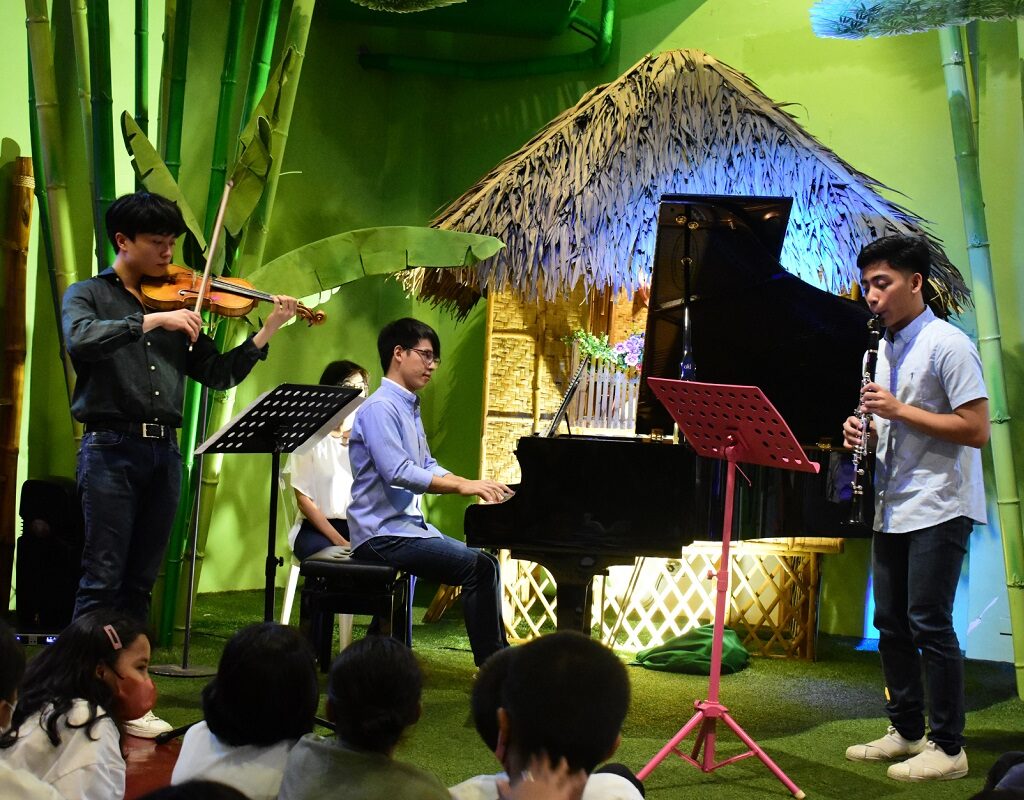Helping Through Music benefit concert for Childhope Philippines and Museo Pambata