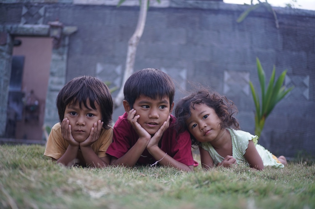 group of Filipino children