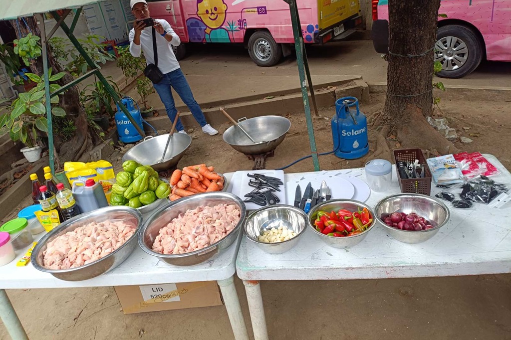 ingredients for a healthy meal for street children