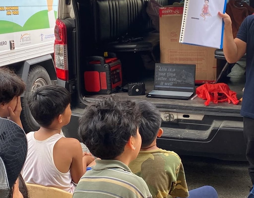mobile classroom as one of the innovative teaching strategies