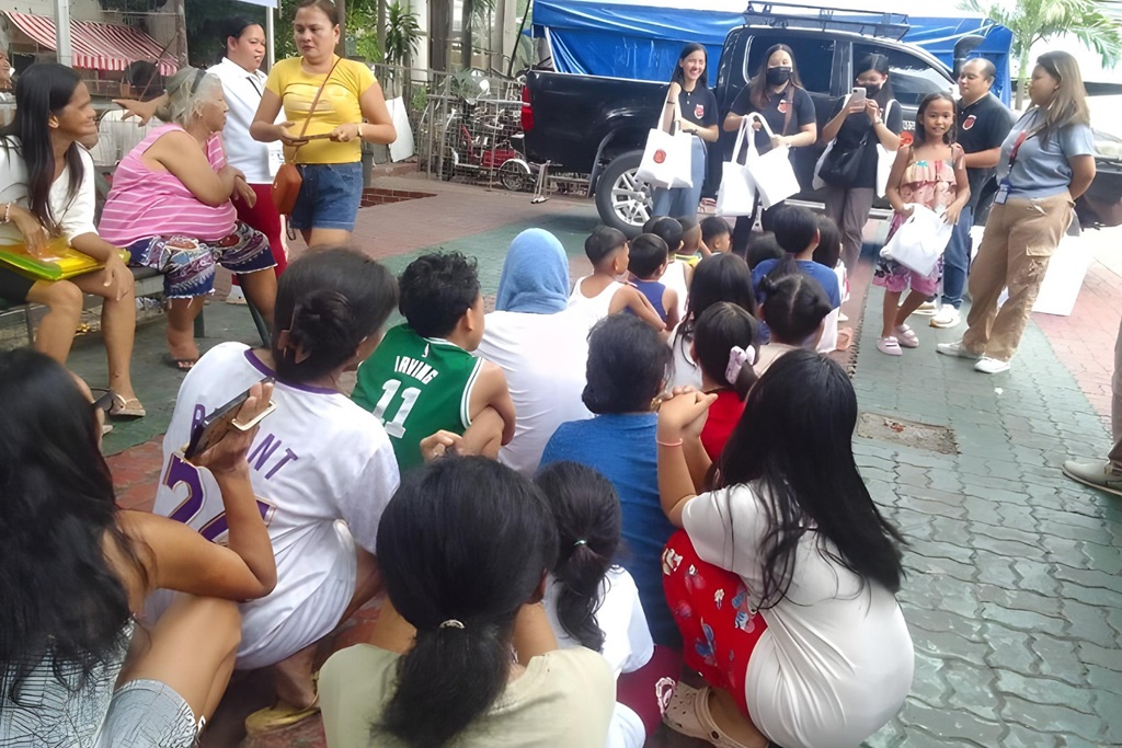 volunteers supporting children affected by social inequality